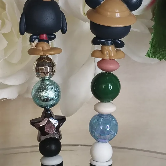 Character-Themed Pen Set - Black and Green - Picture 4 of 5